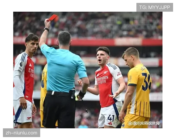 VAR多次介入判罚,英超裁判执法标准引讨论